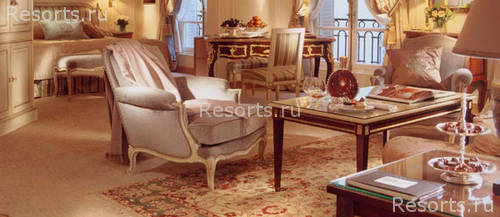 Hotel Plaza Athenee 13